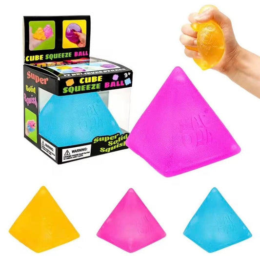 RTS - PYRAMID SQUISH